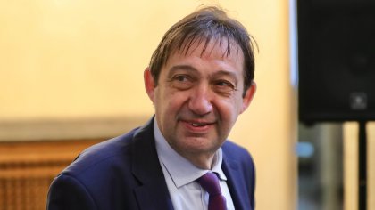 Шишков обеща до 10 дни обезопасяване на свлачището и отваряне на тунел "Железница"