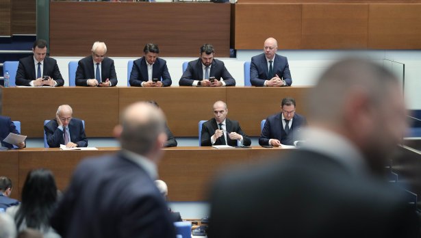 Математиката в НС: Сметката при гласуването на вота на недоверие е ясна