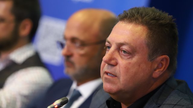 Българският лекарски съюз настоява за оставката на управителя на НЗОК
