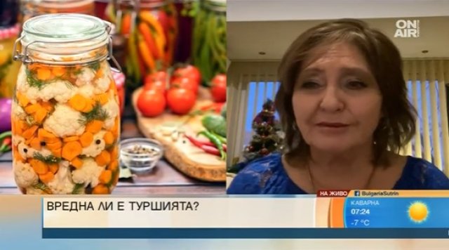 В туршията винаги се добавя сол и киселина за да