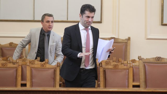 Българска делегация начело с премиера Кирил Петков е на работно