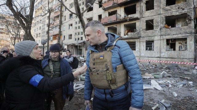 С решение на украинското военно командване от днес в 20 00