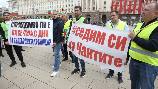 Пореден опит за диалог между превозвачите и управляващите Вицепремиерът и