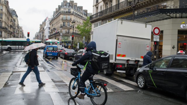 Към края на 2021 г във Великобритания са живели 9 6