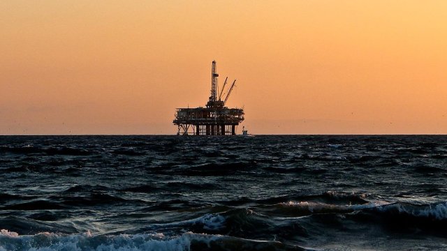 Румънският премиер Николае Чука съобщи че първият газ от Черно