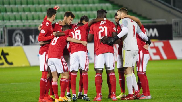 Европейската футболна централа УЕФА е санкционирала девет клуба за нарушаване