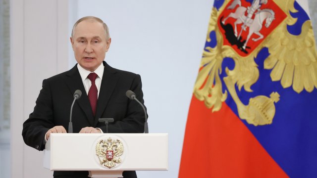 ЕС осъжда решението на Република Сръбска да награди руския президент