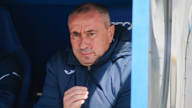 Треньорът на Левски Станимир Стоилов коментира нулевото равенство на Тича