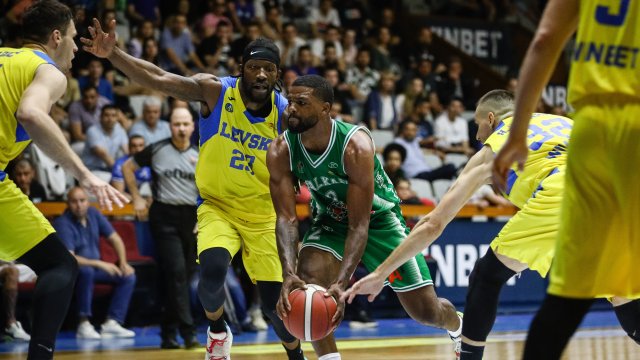 България ще има нов баскетболен шампион, след като "Левски" бе