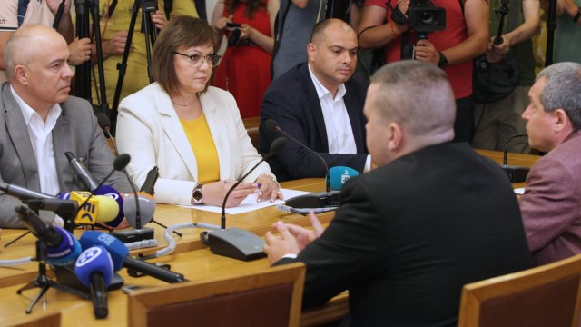 БСП продължава преговорите за ново правителство Срещата днес е с
