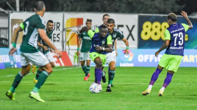 Лудогорец победи пестеливо Пирин в Благоевград с 4 0 и с