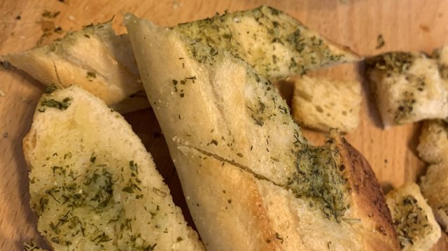 Продукти frac12 чаша масло размекнато 4 скилидки чесън пресован 1