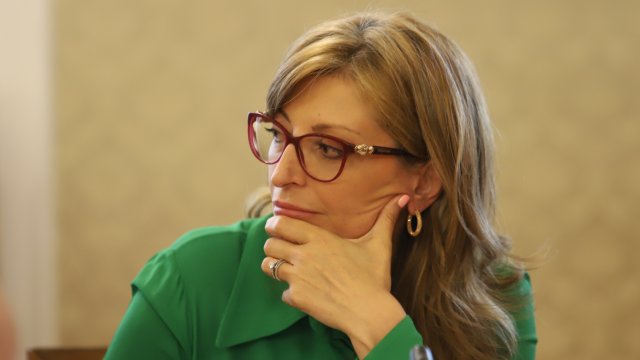 Липсата на позиция повече от седмица по френското предложение за