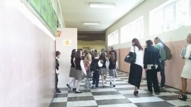 Училищата трябва да декларират какъв тип ще бъдат до края на май 2017 г.