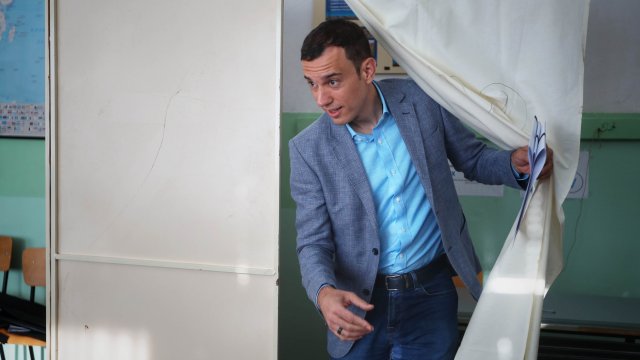 Битката за кмет на София към 20 часа: Терзиев с двойно повече гласове от Ваня Григорова