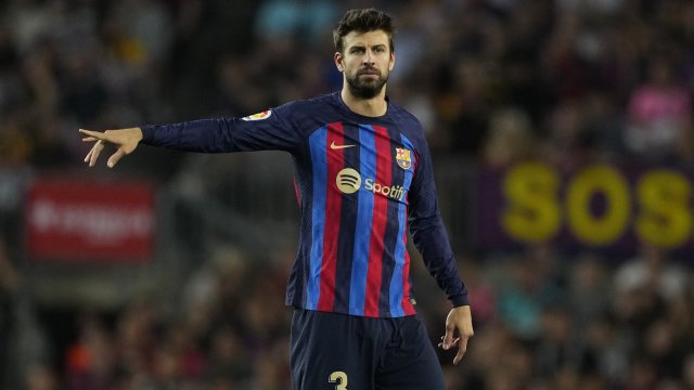 Изненада Легендарният защитник на Барселона и Испания Жерар Пике прекратява