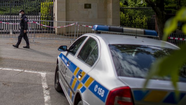 Поредицата от смъртни случаи при мистериозни обстоятелства през 2022 г