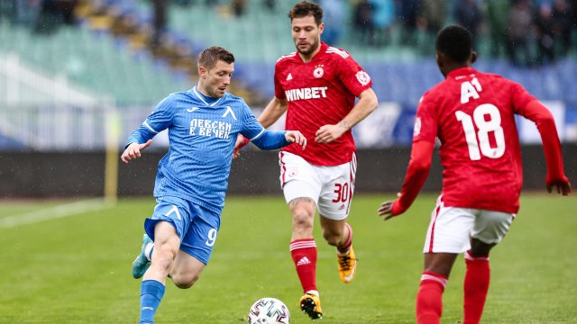 Приключи поредното вечно дерби на българския футбол между ЦСКА и