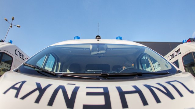 13 годишно момче е скочило от шестия етаж на жилищен блок