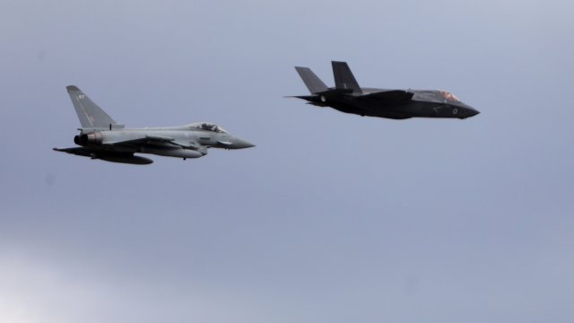 Нидерландски пилот на F 35 в България вече е получил предложение