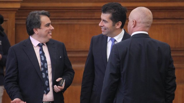 В последните дни в Народното събрание сме свидетели на изключително