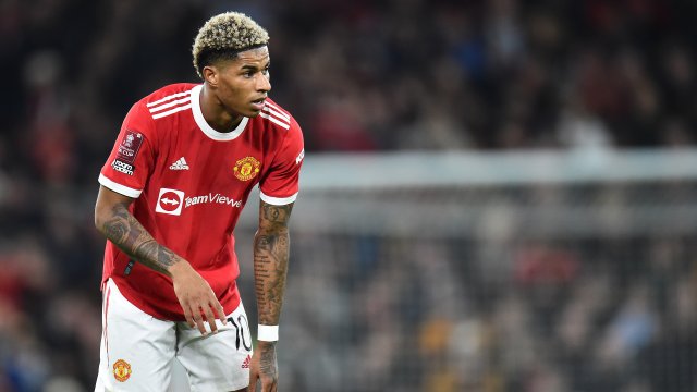 Манчестър Юнайтед удари с 3 1 Брентфорд като гост в отложен