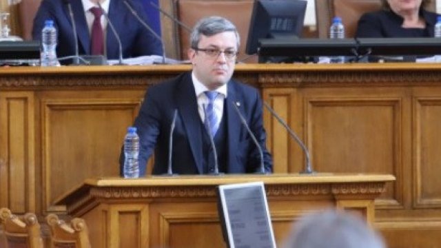 Депутатът от ГЕРБ Тома Биков се извини за обвинение което