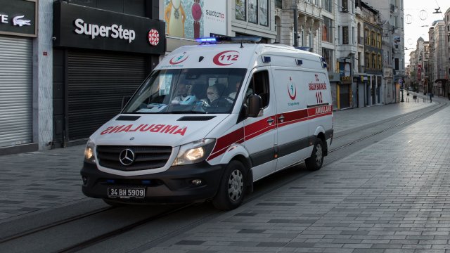 Взрив избухна в жилищeн блок в турския град Шанлъурфа съобщи
