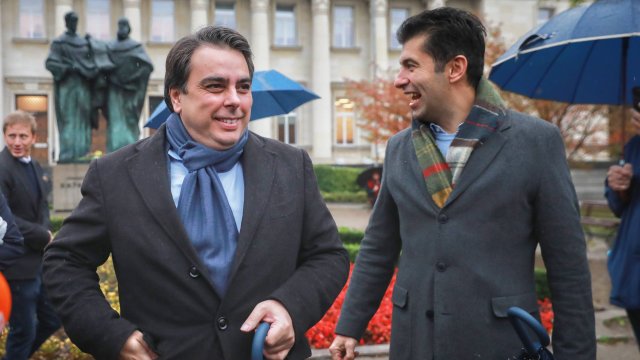 Третото място е за БСП които се стабилизират след последните