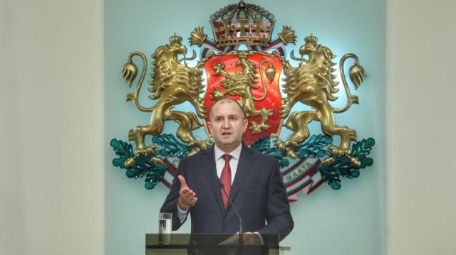 Президентът Румен Радев направи коментар в официалната си страница във