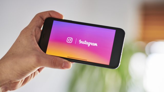 Услугата за споделяне на снимки Instagram съобщи че тества нови