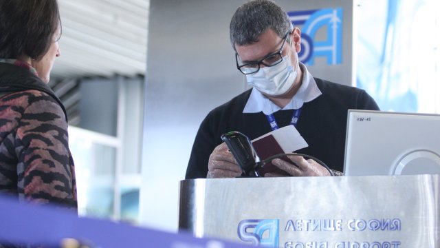 България разреши изпълнението на хуманитарен полет за репатриране на руски