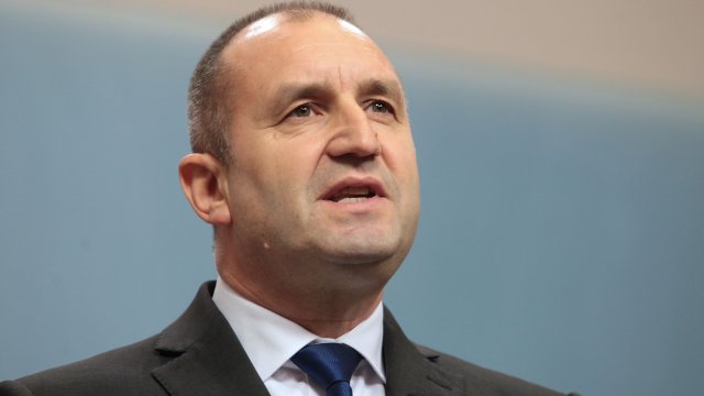 Държавният глава проведе телефонен разговор с президента на Република Азербайджан