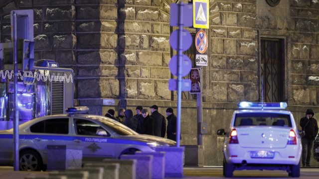 45 годишен жител на Москва откри огън от преправен газов пистолет