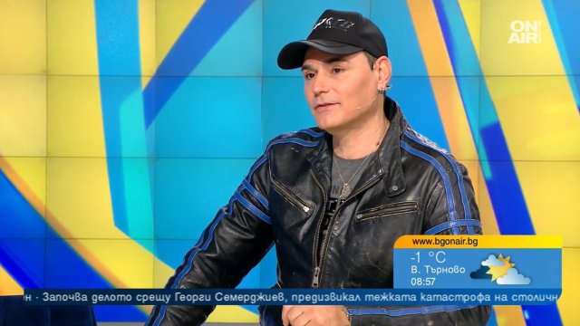 Певецът Красимир Аврамов с нов видеоклип Песента Пароле вече се