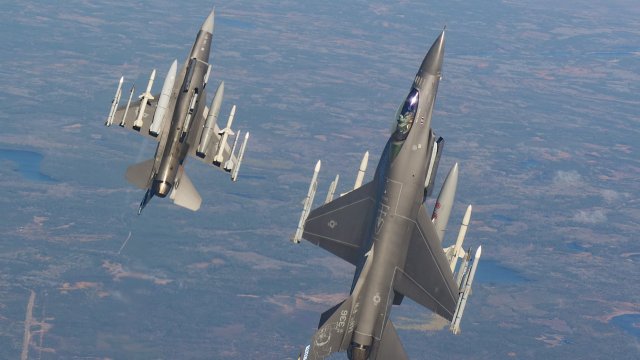 Стратегически бомбардировачи Ту 160 навлязоха в зоната на отговорност на Нидерландия