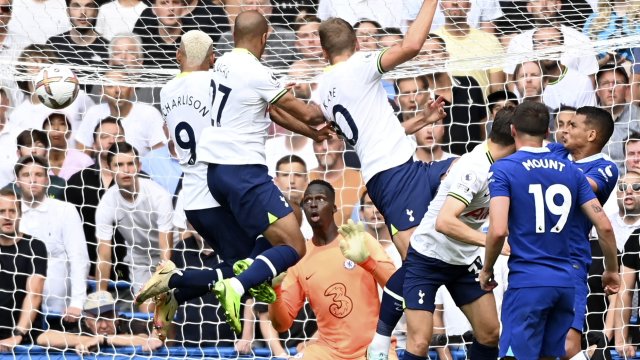 Челси и Тотнъм взеха по точка от лондонското дерби от