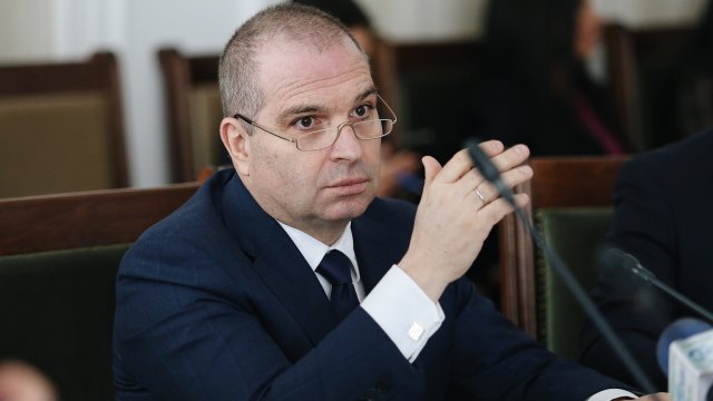Регионалният министър Гроздан Караджов се разбра с протестиращите в Пловдив