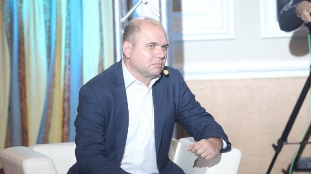 Докато министър председателят Кирил Петков обяви че няма да допусне поскъпване