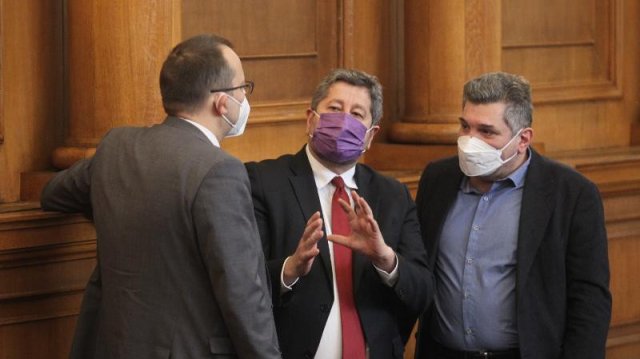 Последен работен ден на депутатите преди великденската ваканция водеща