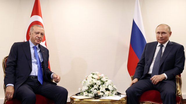 Турция разчита на подкрепата на Русия и на Иран в