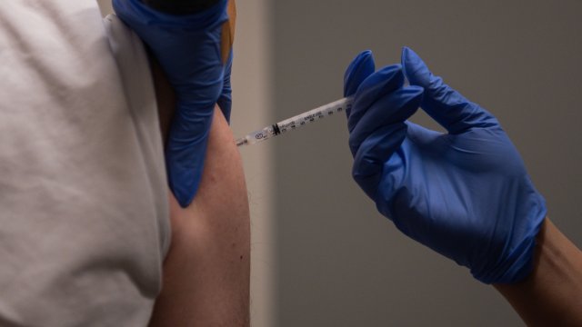 Много е ясно че получаването на три инжекции получаването