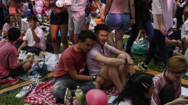 Сексуалните отношения между мъже в Сингапур вече няма да се