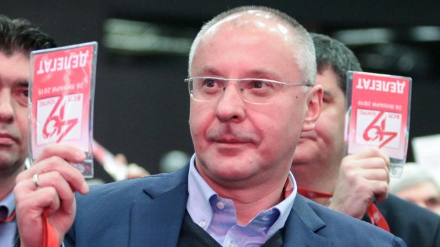 След 11 години начело на Партията на европейските социалисти Сергей