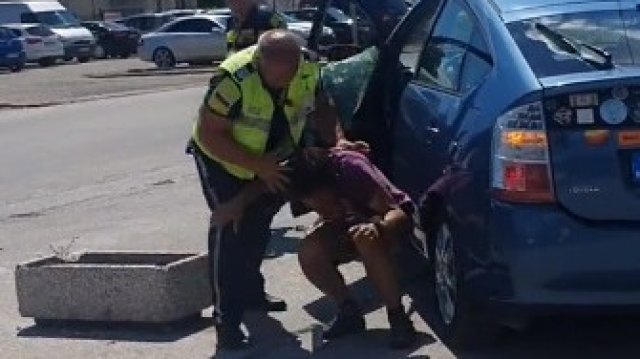 Дрогиран шофьор си спретна гонка с пловдивски полицаи Младият мъж