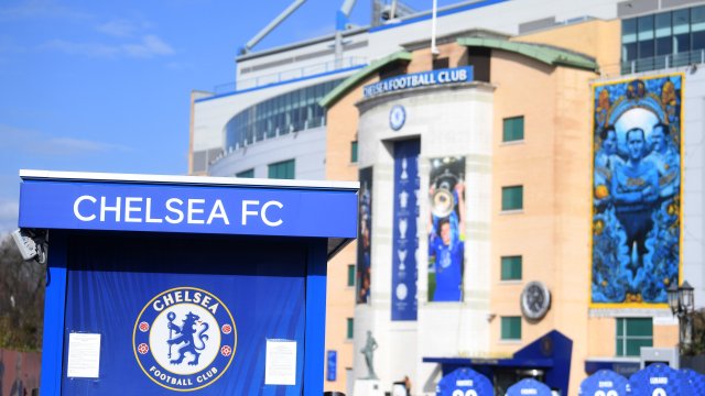 Над 20 оферти за покупката на Челси са били получени