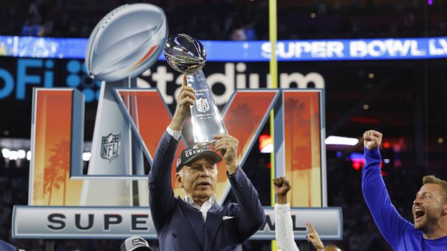 Лос Анджелис Рамс е новият шампион на НФЛ Воденият от