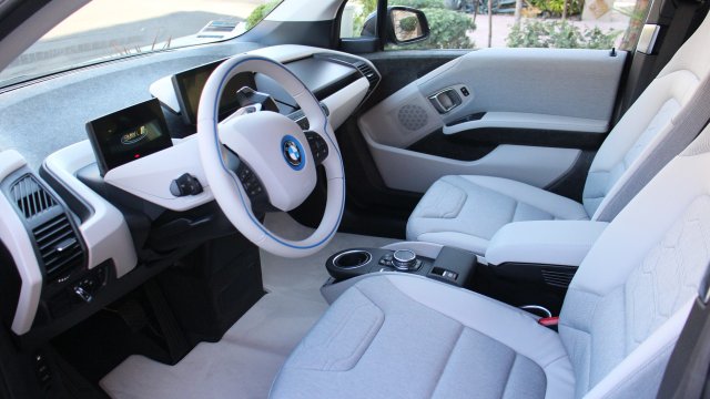 Въпреки впечатляващите външен вид и характеристики C Class е автомобилът от