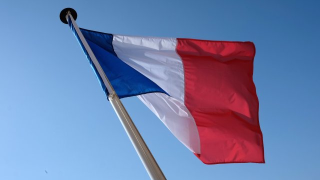 Франция заяви че ще експулсира около 30 руски дипломати чиито