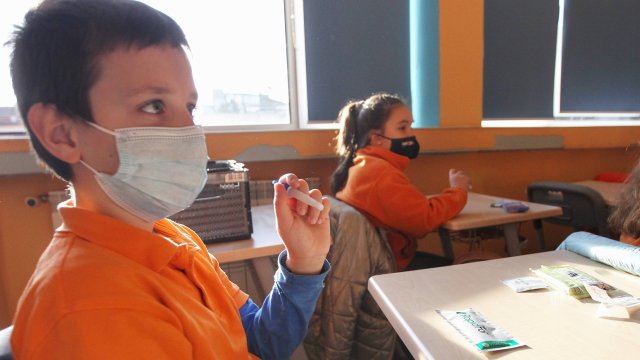 Всички ученици в София Стара Загора Хасково Силистра и Разград